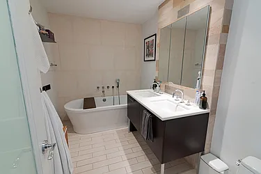 Rented by Green City Realty