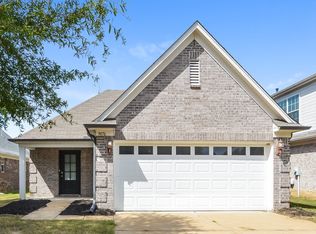 9876 Southern Oak Way, Olive Branch, MS 38654
