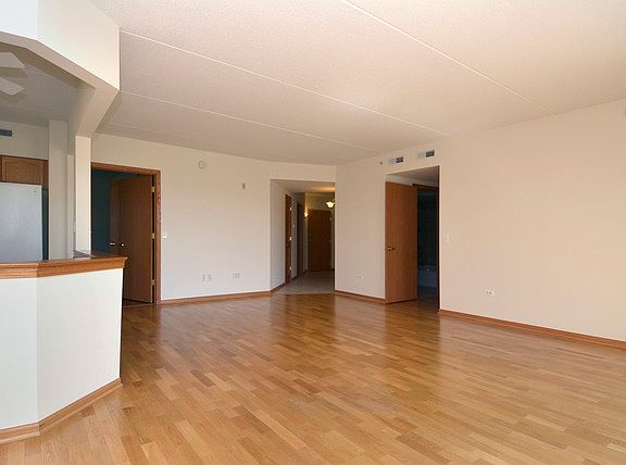 4th image of 395 Graceland Ave Unit 503