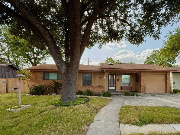 6707 Desilu Dr, San Antonio, TX 78240