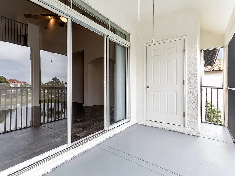 Veranda at Westchase — Photo 38