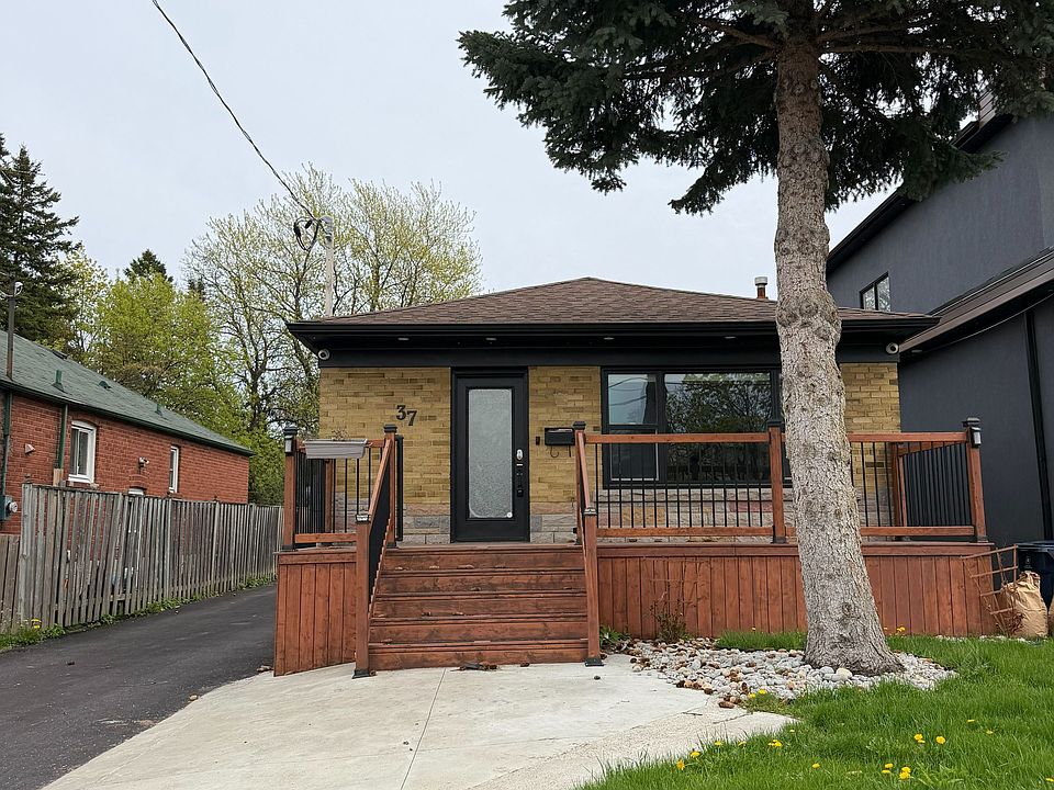 1st image of 37 Lynvalley Cres