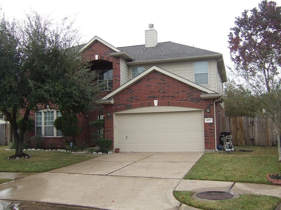 1st image of 16207 Quiet Canyon Ct