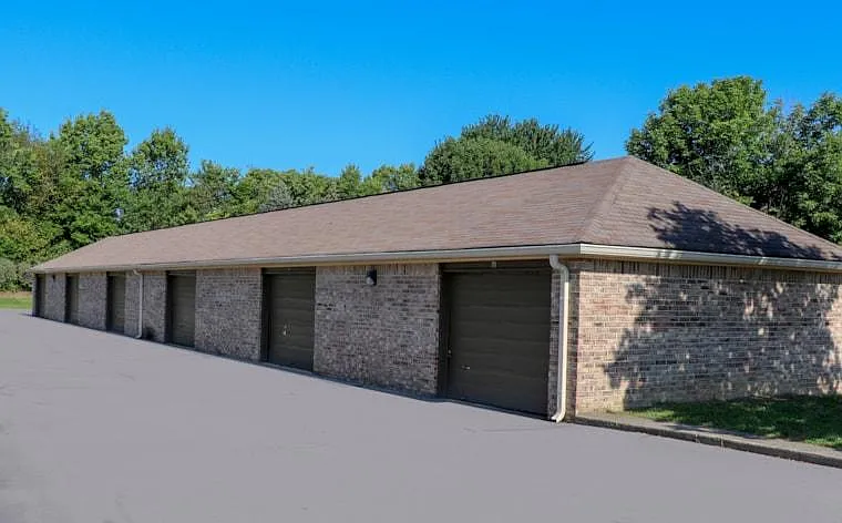 Stafford Pointe — Photo 1