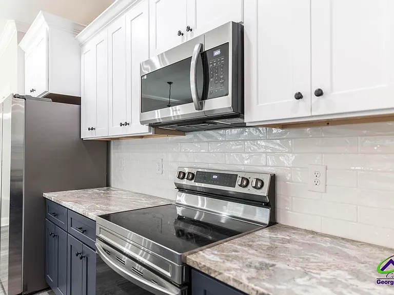 113 Garrett Ln — Photo 9