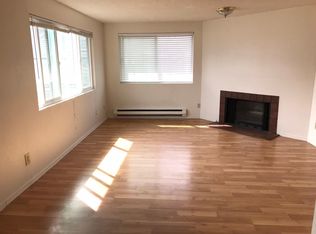 11407 16th Ave SW #D, Seattle, WA 98146