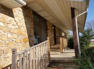 695 Hayes Rd, Bedford, IN 47421