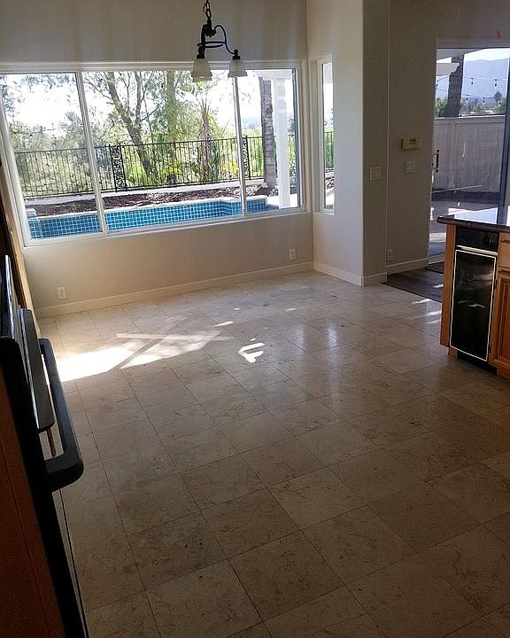 Breakfast nook