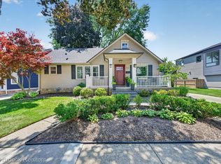1320 Cole Ave, Birmingham, MI 48009