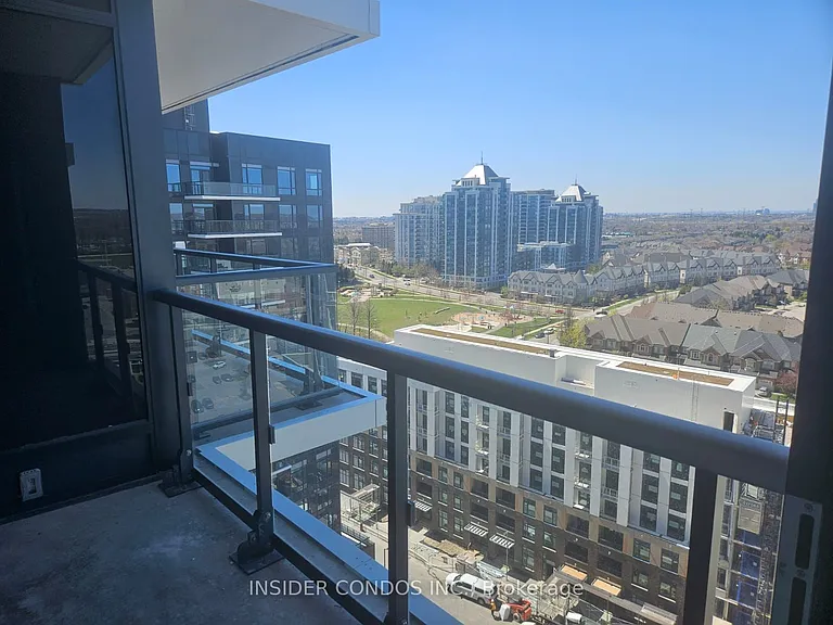 7950 Bathurst St #1412 — Photo 22