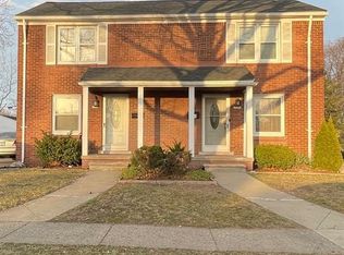 18297 Outer Dr, Dearborn, MI 48128