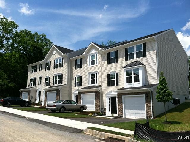 1st image of 3518 Penfield Way Floor L
