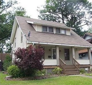 2nd image of 106 N Brockway Ave