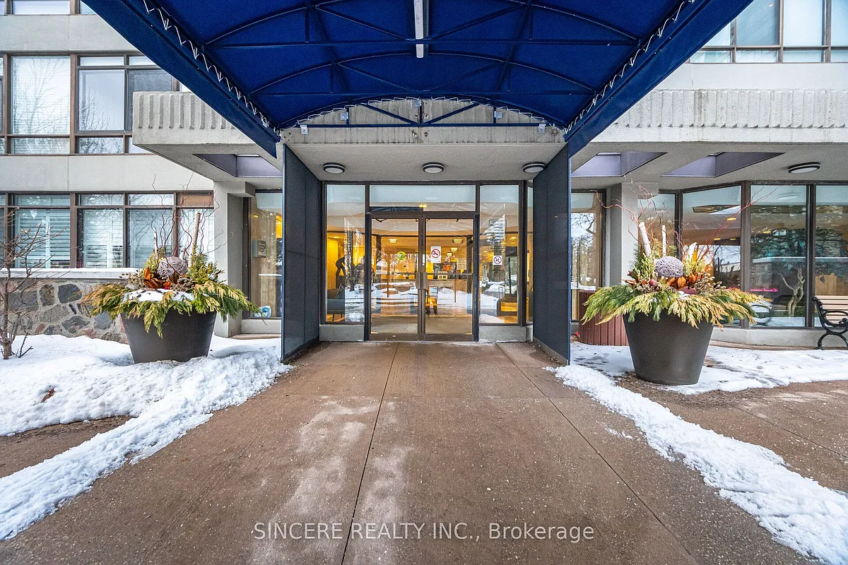 Building Photo - 65 Skymark Dr #2801