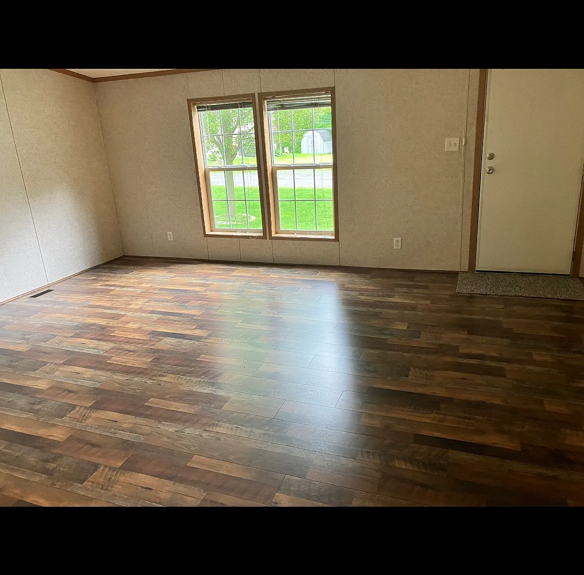 204 W Milton Rd — Photo 2