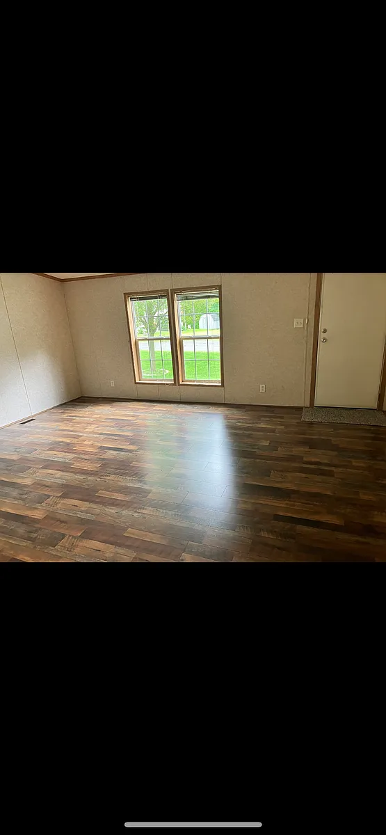 Building Photo - 204 W Milton Rd #19