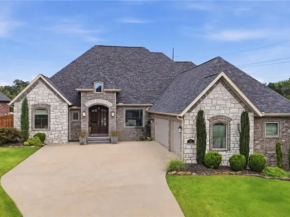 325 Angel Falls Ln, Springdale, AR 72762
