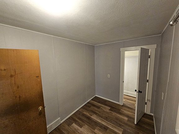 5th image of 715 Fulton St
