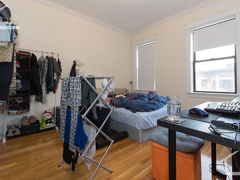 76 Quint Ave #9C