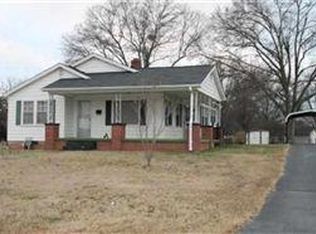 4 Wilson Ave, Liberty, SC 29657