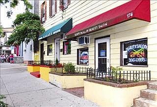 1st image of 174 Cortlandt St
