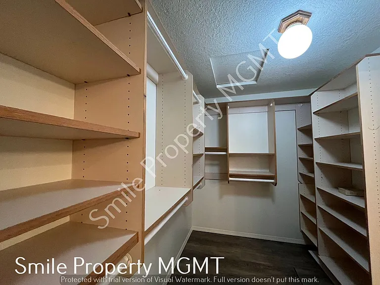 16801 NE San Rafael Dr — Photo 10