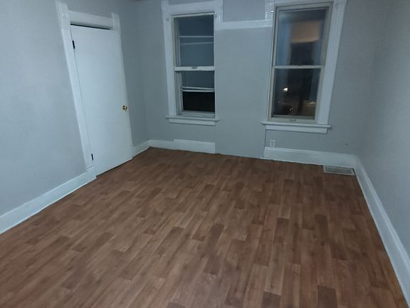 4th image of 2911 N 6th St #B