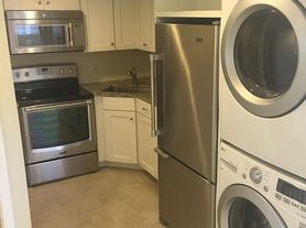 220 Hopkins St, Neptune Beach, FL