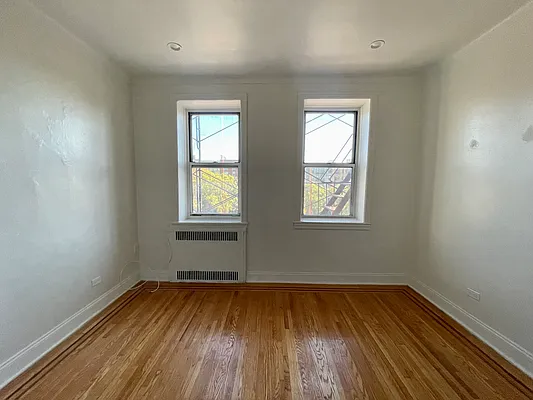 Rented by Zjama Realty Corp | media 4