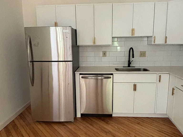 37 Union St #102 — Photo 21