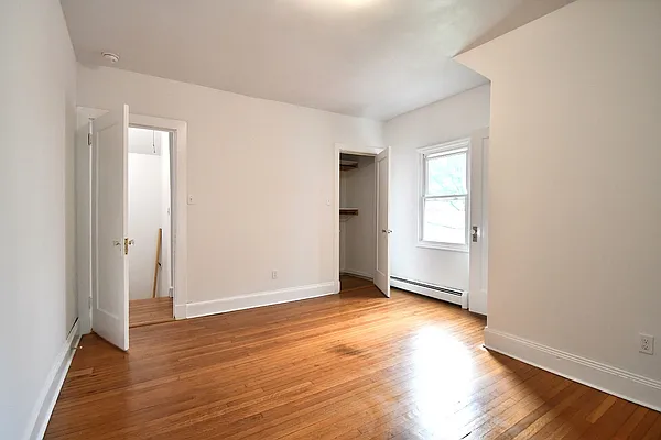 Rented by Voro, LLC | media 33