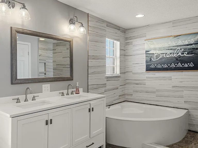 329 Sailfish Cir — Photo 14