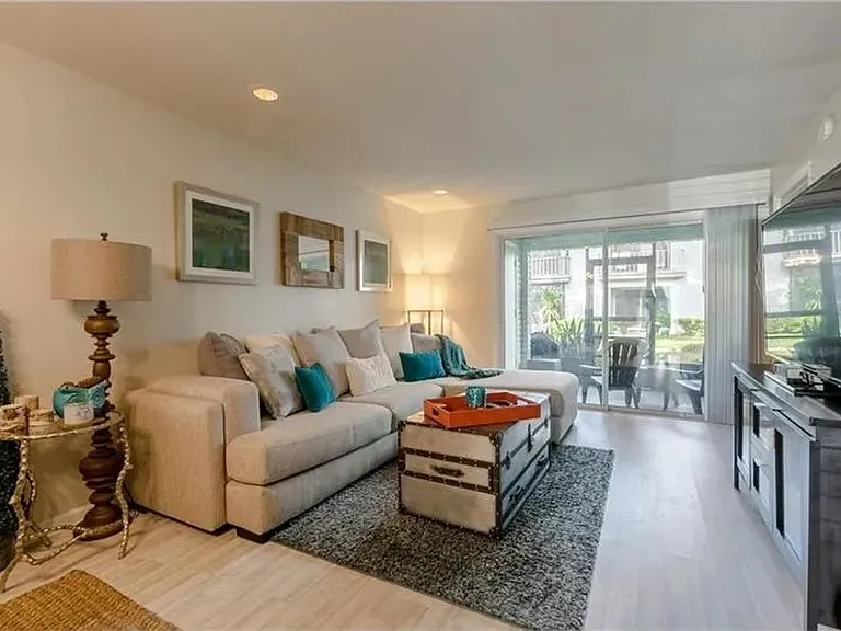 3074 Plaza Terrace Dr #3074 — Photo 7