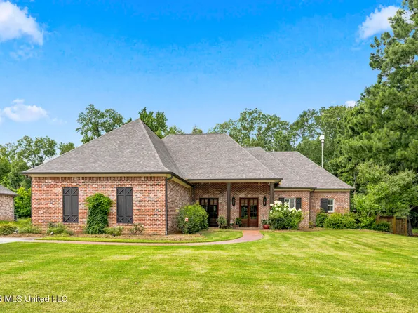 105 Carrington Dr, Madison, MS 39110