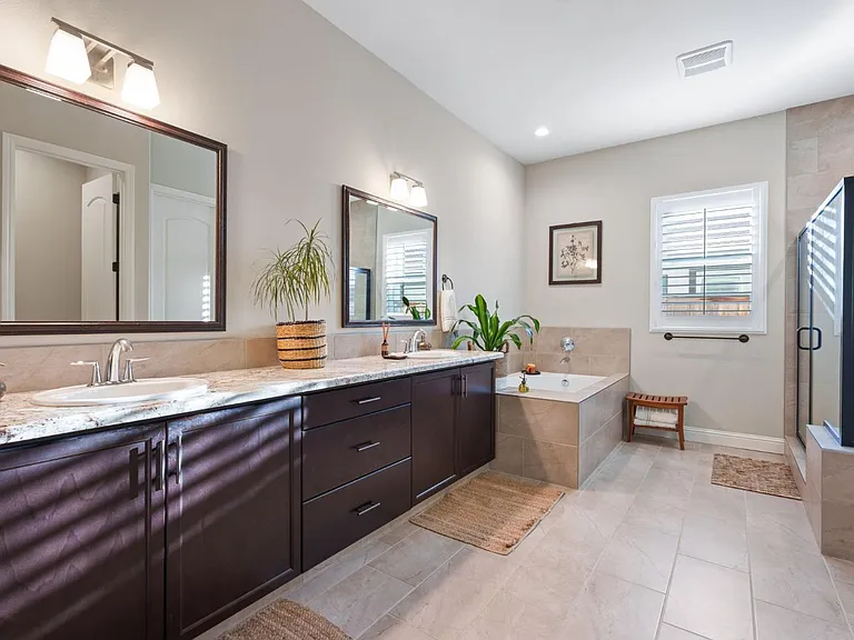 822 Overstone Ave — Photo 5