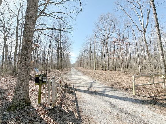 2nd image of 4872 Deer Run Rd