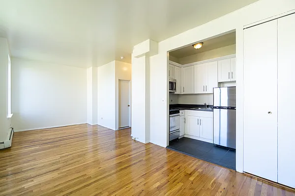 Rented by Compass | media 11