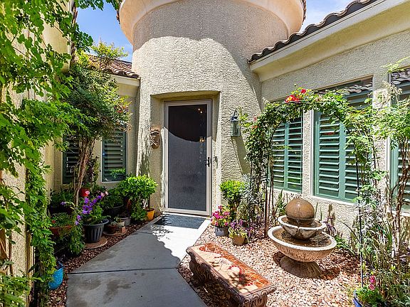5th image of 10703 Eiffel Ct