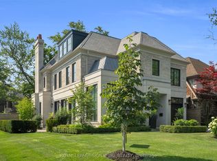 207 Strathallan Blvd, Toronto, ON M5N1T3