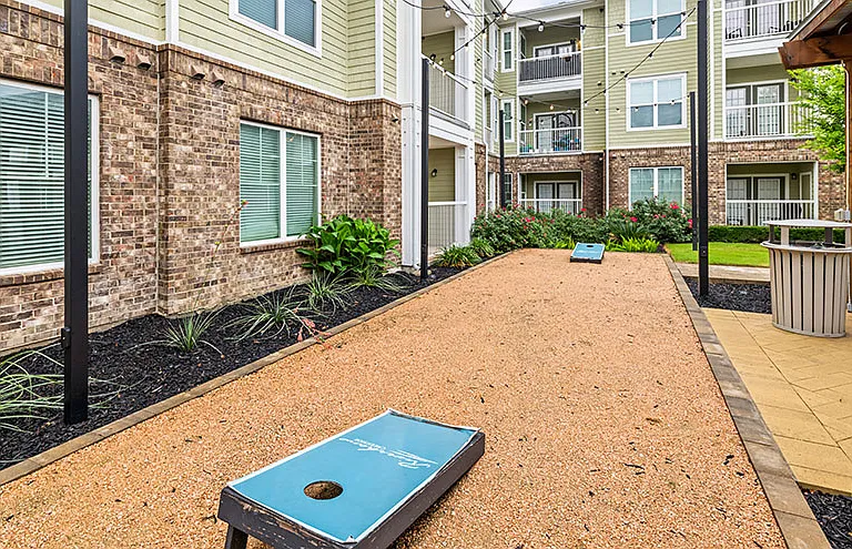 Riverhaus Creekside — Photo 27