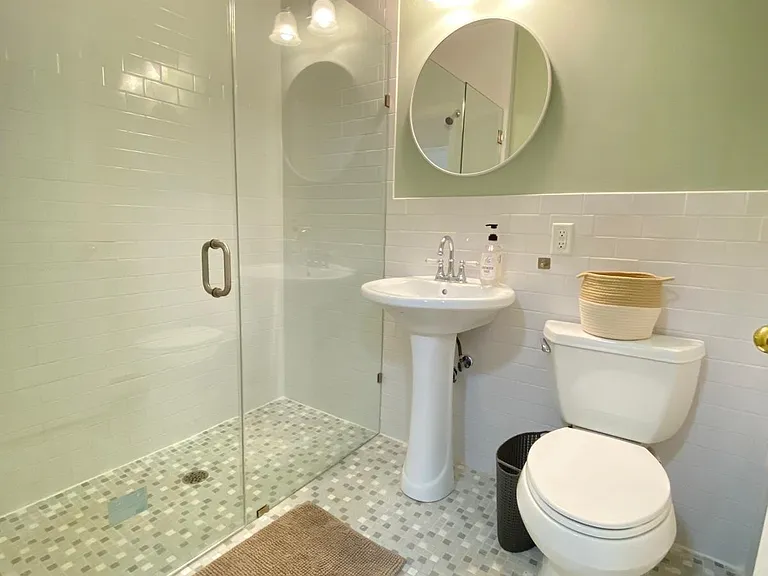 473 Newark Ave #102 — Photo 11