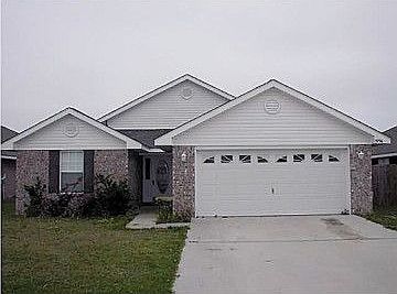 1st image of 3756 Manhatten Ct