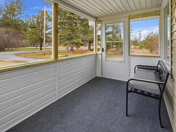 4th image of 2094 E Stewart Rd