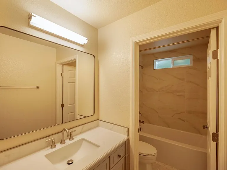 7562 Wheeldale Cir — Photo 22