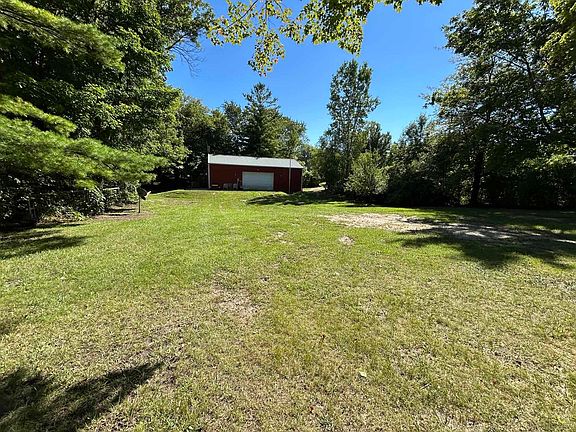 3rd image of 7366 Yale Rd