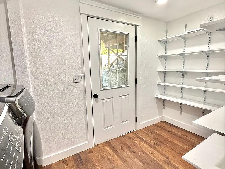 901 Manzanita Dr — Photo 9