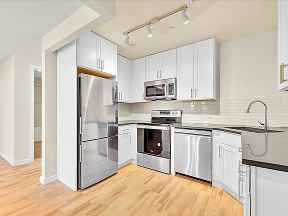 2nd image of 25-79 31st St #5C