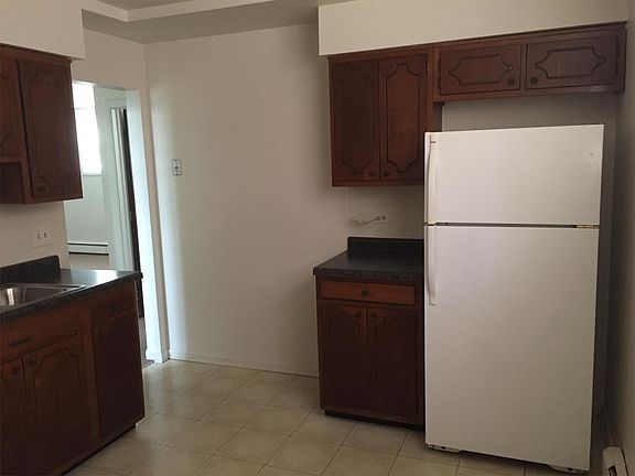 5th image of 47 N Jane Dr APT 1B