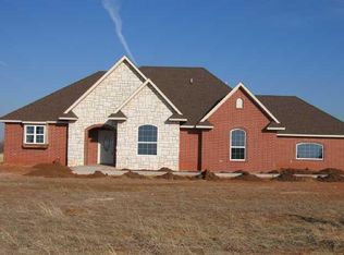 3033 Sooner Rd, Chickasha, OK 73018