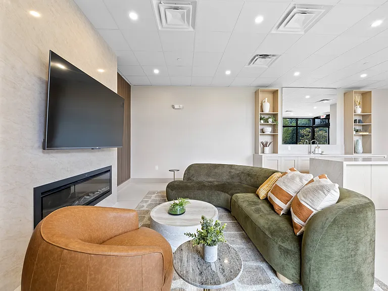 Cauley Residences by Trion Living — Photo 6
